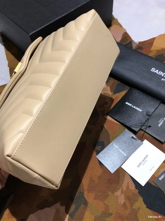 YSL LOULOU MEDIUM 0816